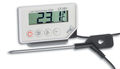 Detached probe thermometer